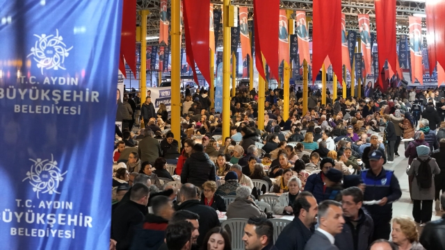 Başkan Çerçioğlu Söke’de iftar programında vatandaşlarla buluştu